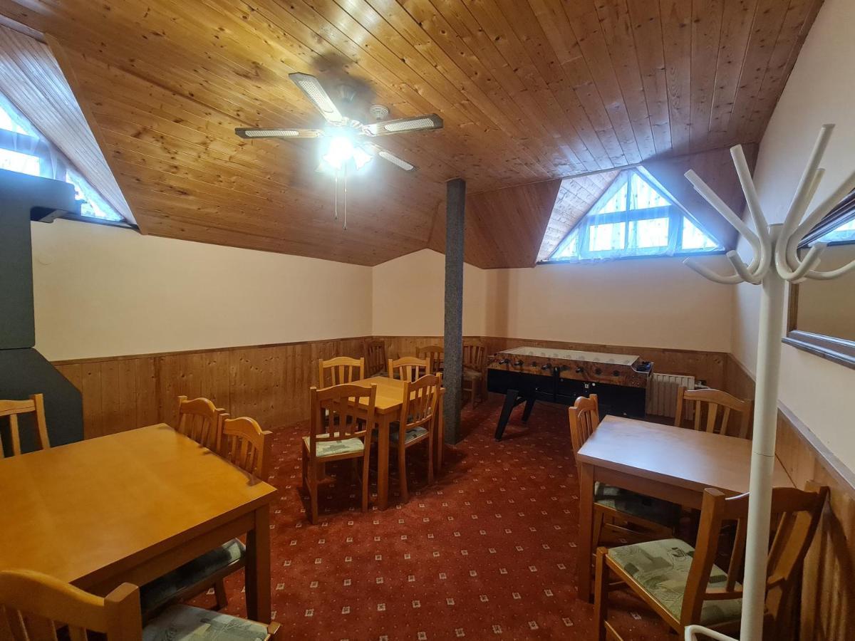 Garni Hotel Asas*** モスト エクステリア 写真