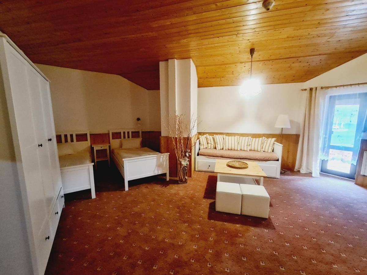 Garni Hotel Asas*** モスト エクステリア 写真