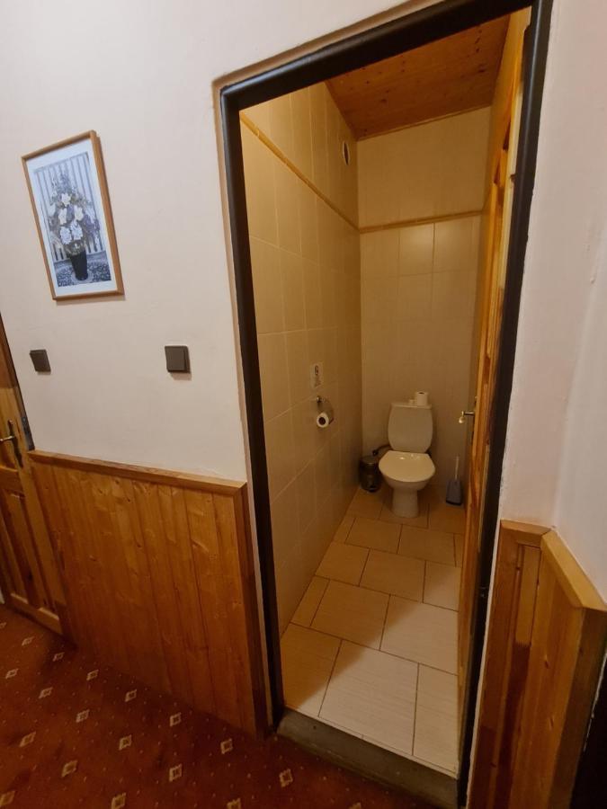 Garni Hotel Asas*** モスト エクステリア 写真