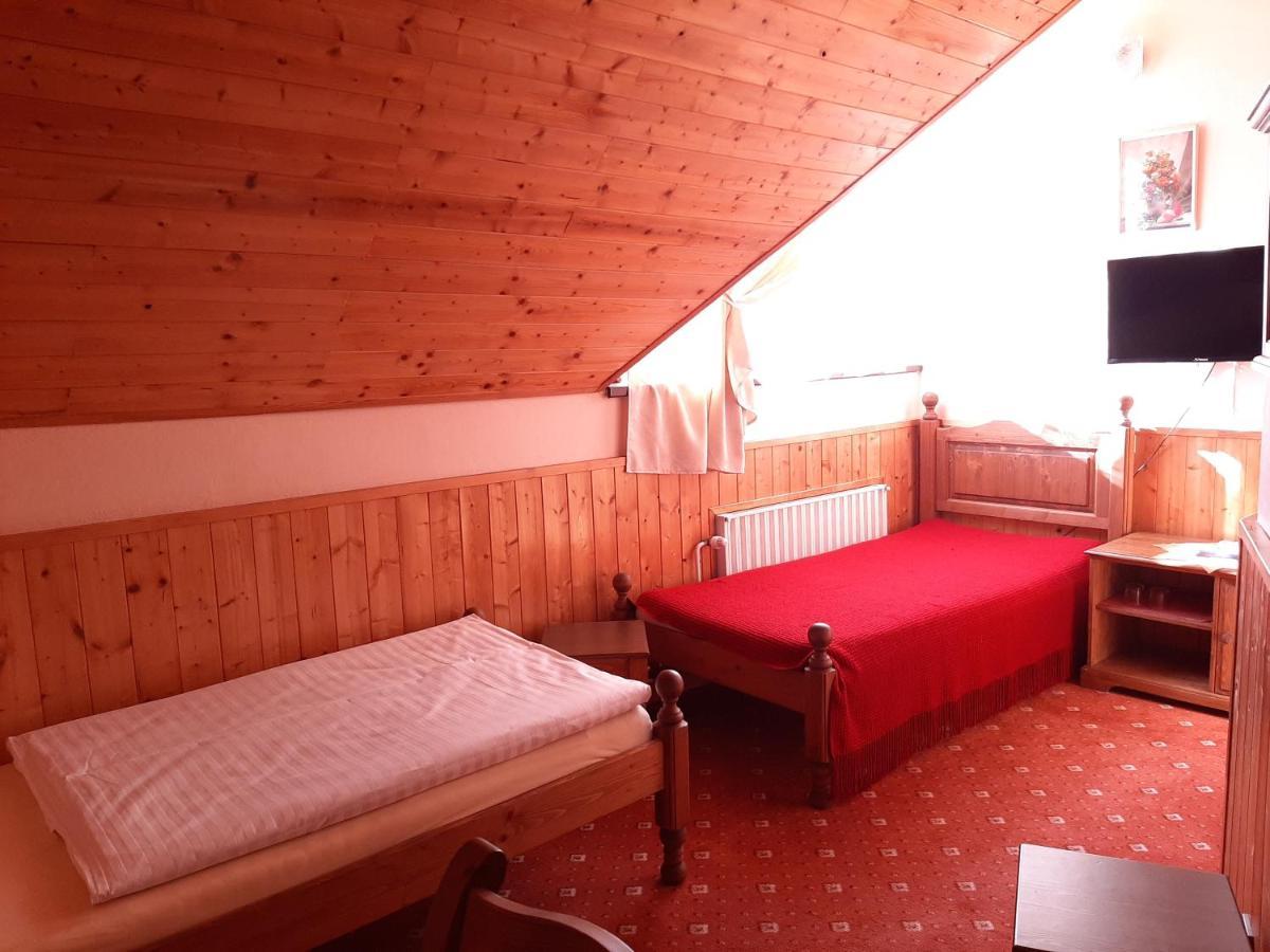 Garni Hotel Asas*** モスト エクステリア 写真